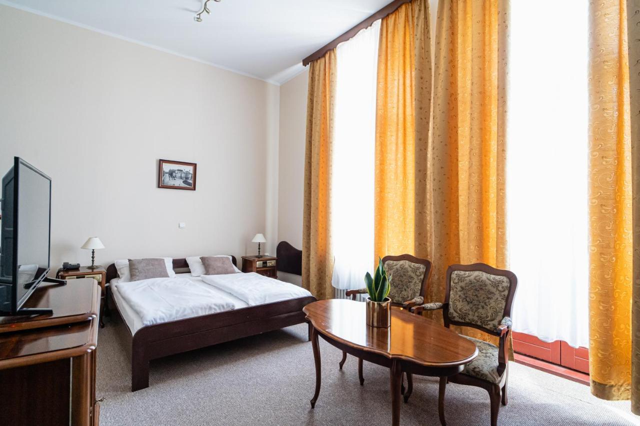 Hotel Polonia Torun Luaran gambar