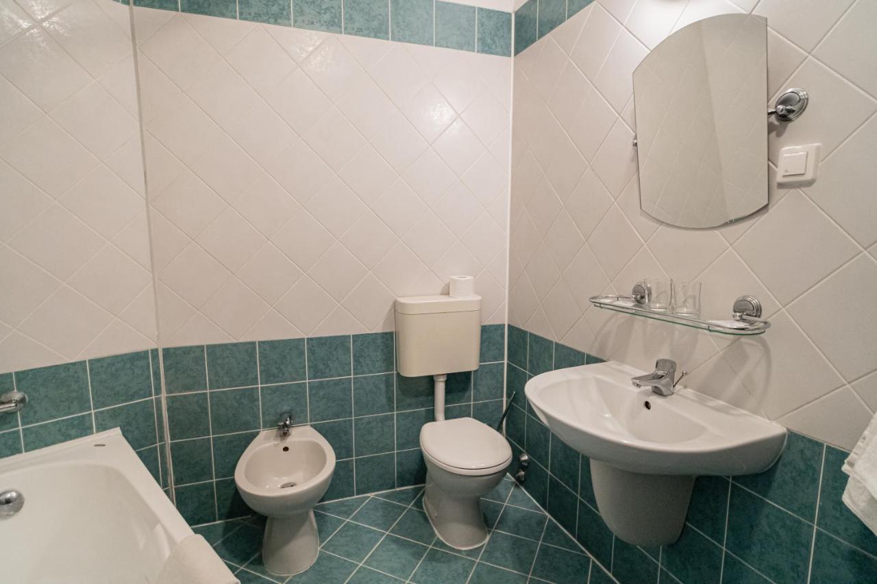 Hotel Polonia Torun Luaran gambar